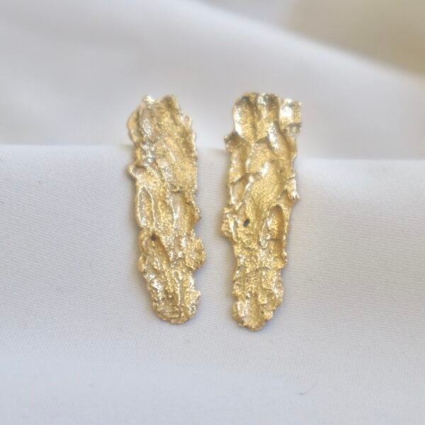 -Long "Stone" earrings 18K gold-